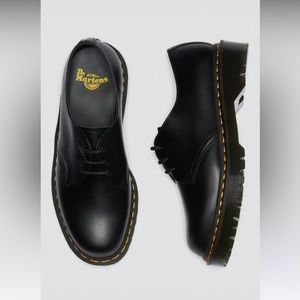 Dr. Martens Oxford shoes